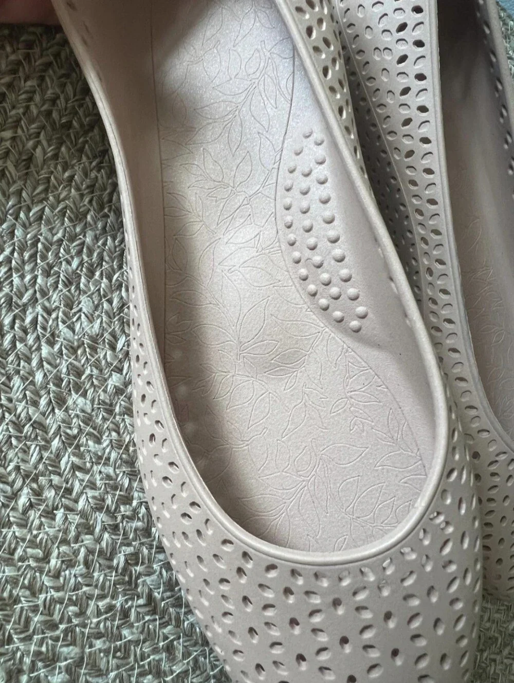 Okabashi Samantha Ballet Flats Size 8 Women's Blush / Nude Color.